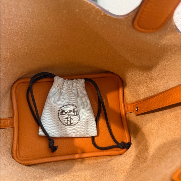 Hermes Vibrant Orange Leather Tote - Picture 2 of 4